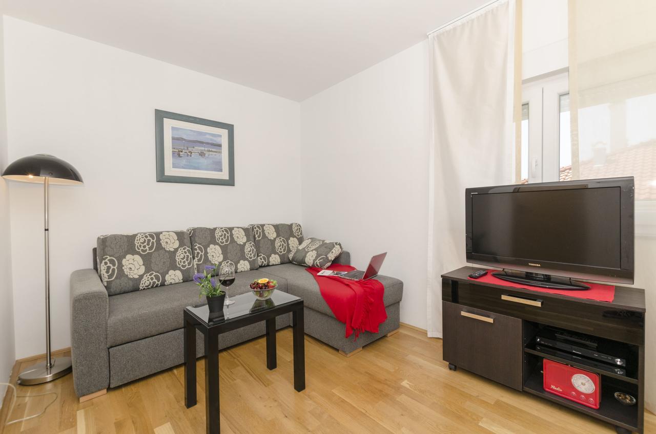 Apartments Maja Donji Okrug  Eksteriør billede