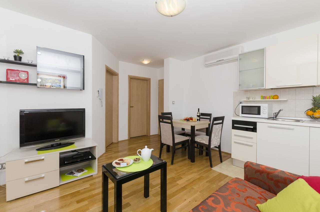 Apartments Maja Donji Okrug  Eksteriør billede