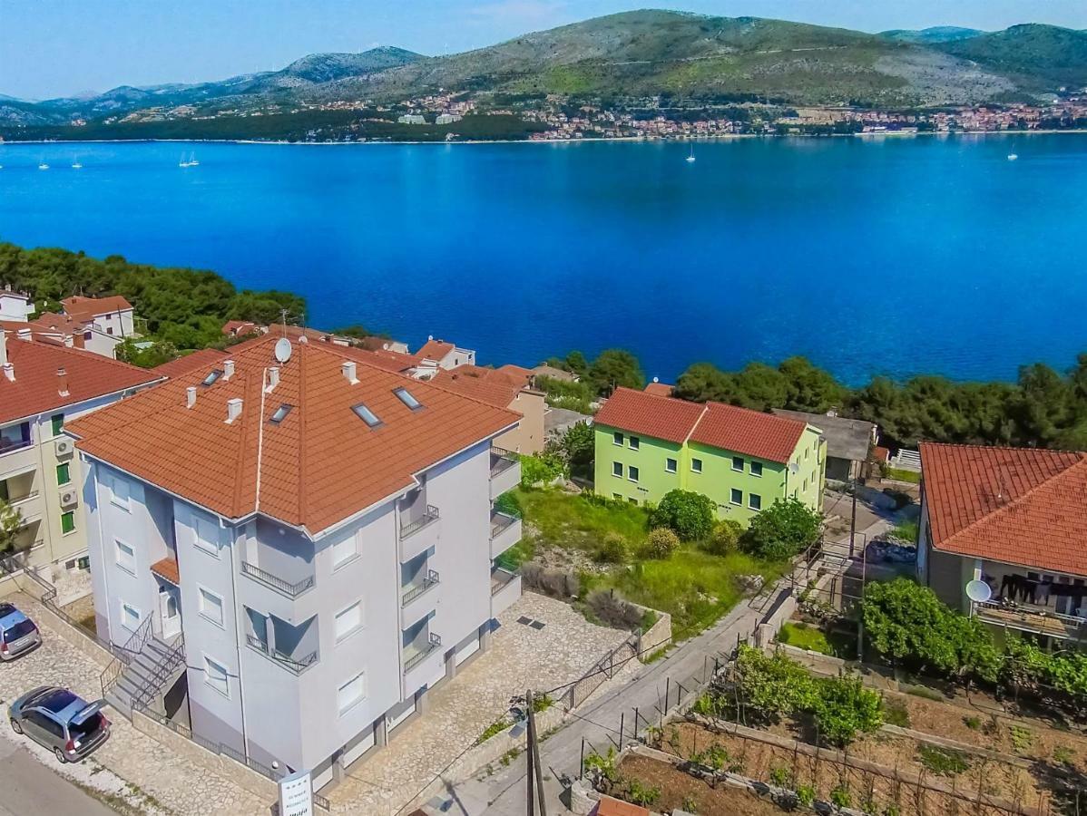 Apartments Maja Donji Okrug  Eksteriør billede
